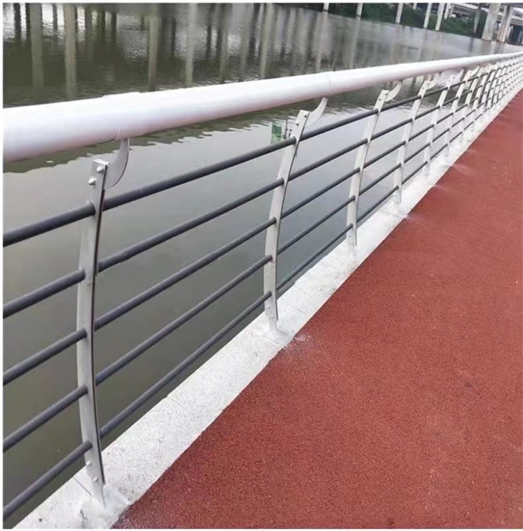 河道護(hù)欄
